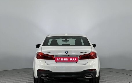 BMW 5 серия, 2018 год, 4 080 000 рублей, 6 фотография