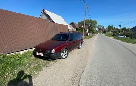Volkswagen Passat B3, 1993 год, 270 000 рублей, 2 фотография