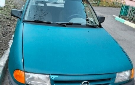 Opel Astra F, 1992 год, 100 000 рублей, 4 фотография