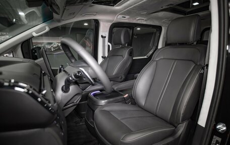 Hyundai Staria, 2025 год, 7 890 000 рублей, 11 фотография