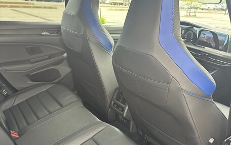 Volkswagen Golf R, 2021 год, 5 999 999 рублей, 10 фотография