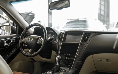 Infiniti Q50 I рестайлинг, 2014 год, 1 395 000 рублей, 16 фотография