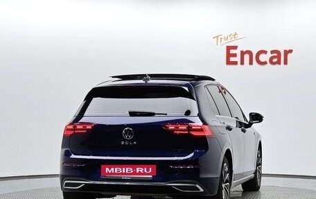 Volkswagen Golf VIII, 2022 год, 2 670 000 рублей, 5 фотография