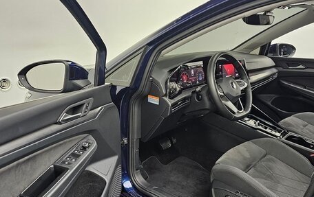 Volkswagen Golf VIII, 2022 год, 2 670 000 рублей, 9 фотография