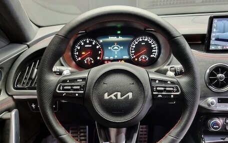 KIA Stinger I, 2022 год, 4 840 346 рублей, 9 фотография