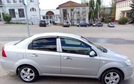 Chevrolet Aveo III, 2010 год, 635 000 рублей, 2 фотография