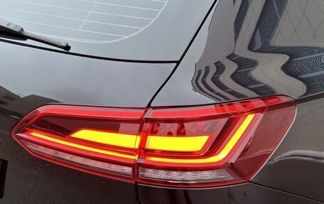 Volkswagen Touareg III, 2019 год, 4 300 000 рублей, 10 фотография