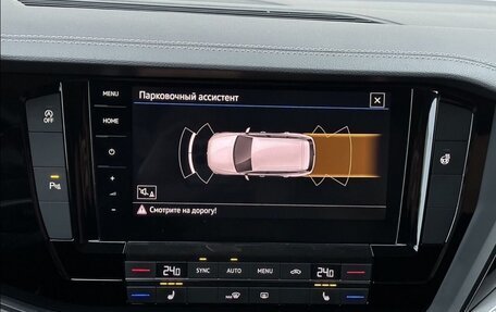 Volkswagen Touareg III, 2019 год, 4 300 000 рублей, 24 фотография