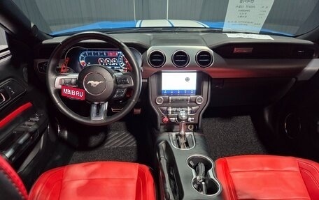 Ford Mustang VI рестайлинг, 2022 год, 4 095 000 рублей, 7 фотография