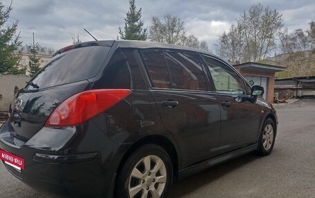 Nissan Tiida, 2011 год, 900 000 рублей, 6 фотография