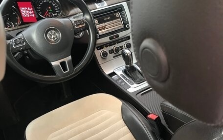 Volkswagen Passat B7, 2012 год, 1 107 000 рублей, 10 фотография