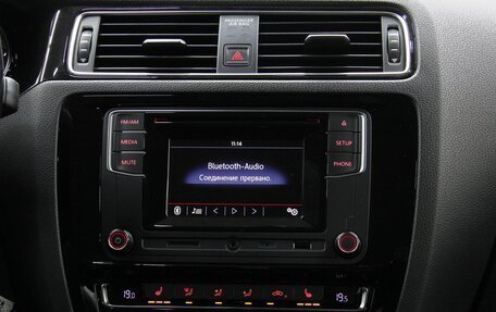 Volkswagen Jetta VI, 2017 год, 1 572 000 рублей, 14 фотография