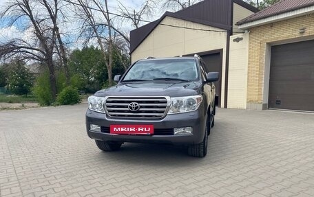 Toyota Land Cruiser 200, 2011 год, 3 250 000 рублей, 2 фотография