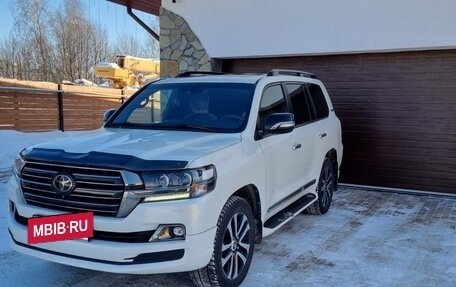Toyota Land Cruiser 200, 2017 год, 6 500 000 рублей, 5 фотография