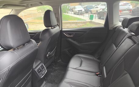 Subaru Forester, 2018 год, 2 850 000 рублей, 9 фотография