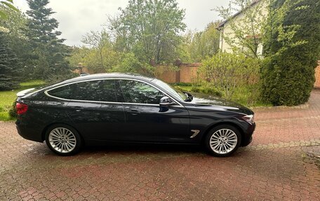 BMW 3 серия, 2018 год, 3 000 000 рублей, 22 фотография