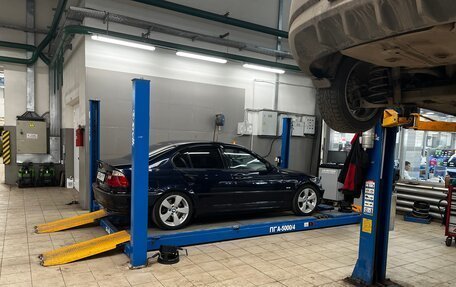 BMW 3 серия, 2001 год, 700 000 рублей, 13 фотография