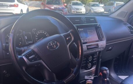 Toyota Land Cruiser Prado 150 рестайлинг 2, 2018 год, 5 100 000 рублей, 4 фотография