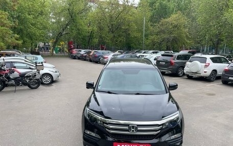 Honda Pilot III рестайлинг, 2016 год, 2 950 000 рублей, 2 фотография