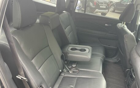 Honda Pilot III рестайлинг, 2016 год, 2 950 000 рублей, 15 фотография