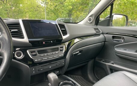 Honda Pilot III рестайлинг, 2016 год, 2 950 000 рублей, 17 фотография