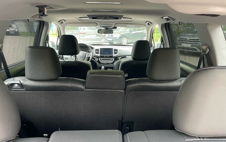 Honda Pilot III рестайлинг, 2016 год, 2 950 000 рублей, 24 фотография