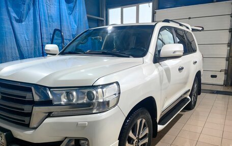 Toyota Land Cruiser 200, 2016 год, 5 500 000 рублей, 2 фотография