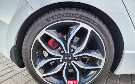 KIA cee'd GT II, 2015 год, 1 720 000 рублей, 8 фотография