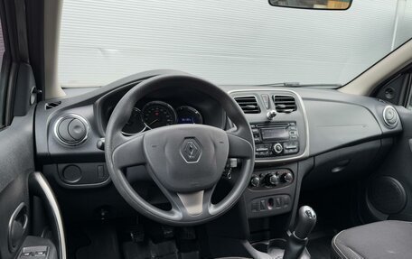 Renault Logan II, 2016 год, 885 000 рублей, 6 фотография