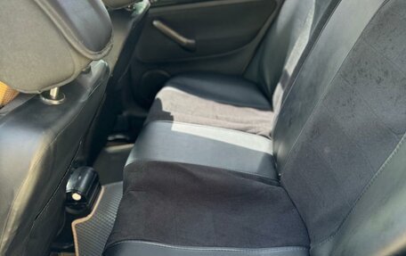 Volkswagen Bora, 2003 год, 447 000 рублей, 19 фотография