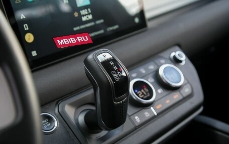 Land Rover Defender II, 2021 год, 8 990 000 рублей, 16 фотография