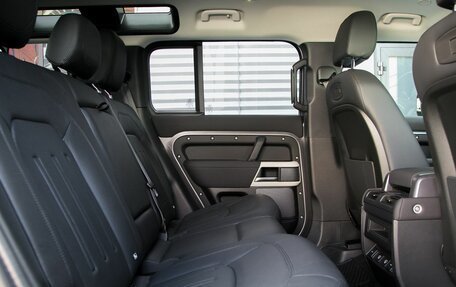 Land Rover Defender II, 2021 год, 8 990 000 рублей, 24 фотография