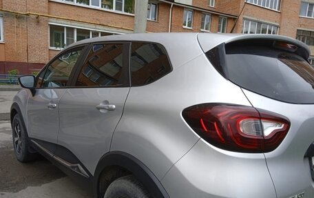Renault Kaptur I рестайлинг, 2018 год, 1 550 000 рублей, 3 фотография