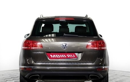 Volkswagen Touareg III, 2015 год, 2 650 000 рублей, 6 фотография