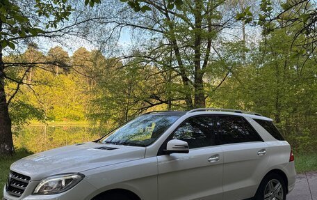 Mercedes-Benz M-Класс, 2012 год, 2 700 000 рублей, 2 фотография
