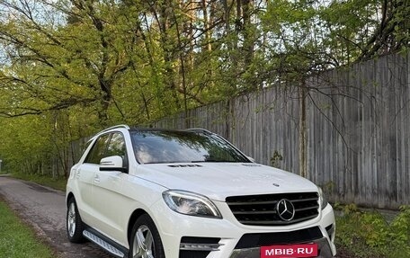 Mercedes-Benz M-Класс, 2012 год, 2 700 000 рублей, 3 фотография