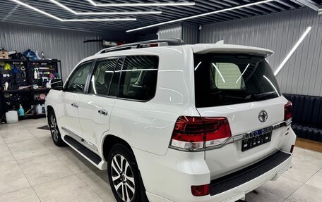 Toyota Land Cruiser 200, 2019 год, 7 790 000 рублей, 8 фотография