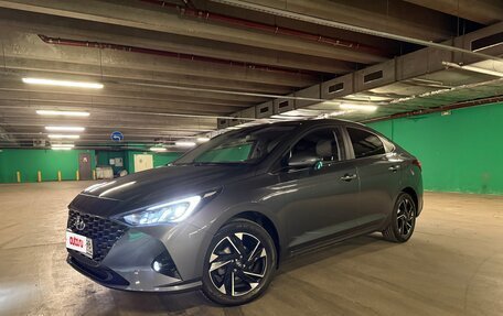 Hyundai Solaris II рестайлинг, 2021 год, 2 350 000 рублей, 3 фотография
