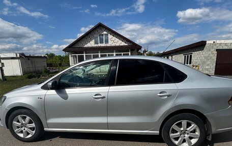 Volkswagen Polo VI (EU Market), 2012 год, 890 000 рублей, 2 фотография