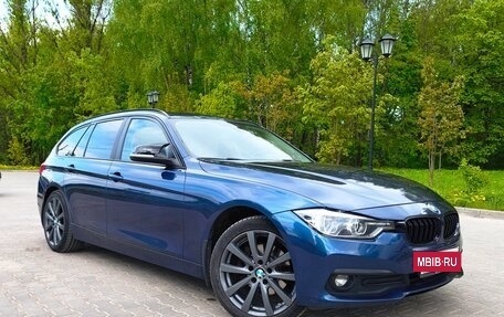 BMW 3 серия, 2018 год, 2 315 000 рублей, 16 фотография