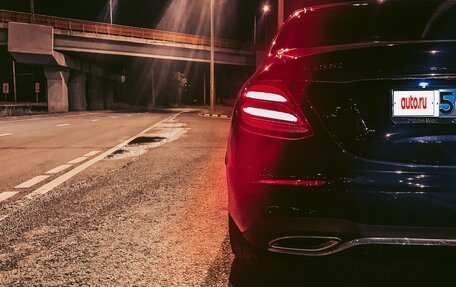 Mercedes-Benz E-Класс, 2019 год, 3 400 000 рублей, 9 фотография