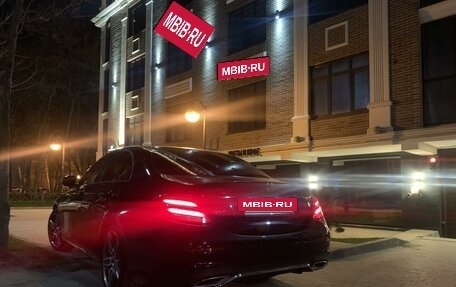 Mercedes-Benz E-Класс, 2019 год, 3 400 000 рублей, 4 фотография