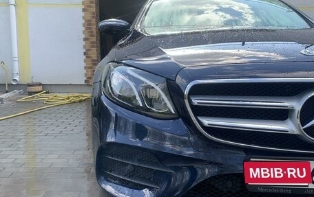 Mercedes-Benz E-Класс, 2019 год, 3 400 000 рублей, 7 фотография