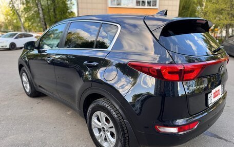 KIA Sportage IV рестайлинг, 2017 год, 1 760 000 рублей, 6 фотография