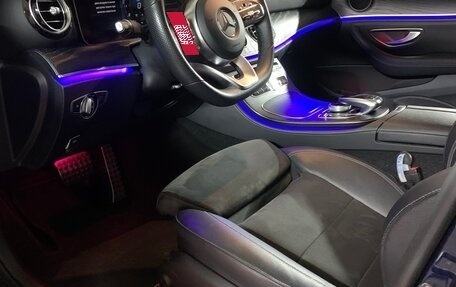 Mercedes-Benz E-Класс, 2019 год, 3 400 000 рублей, 18 фотография