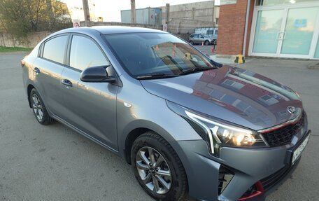 KIA Rio IV, 2020 год, 1 690 000 рублей, 3 фотография