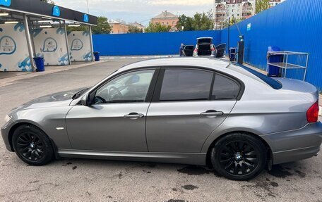 BMW 3 серия, 2011 год, 1 000 000 рублей, 4 фотография