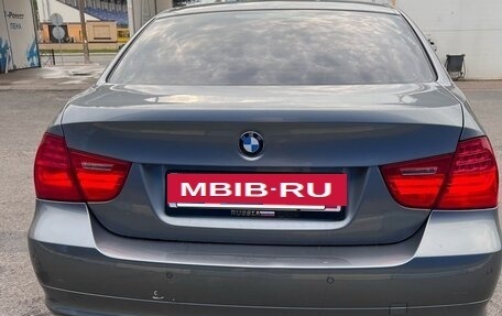 BMW 3 серия, 2011 год, 1 000 000 рублей, 6 фотография