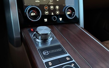Land Rover Range Rover IV рестайлинг, 2019 год, 12 500 000 рублей, 17 фотография