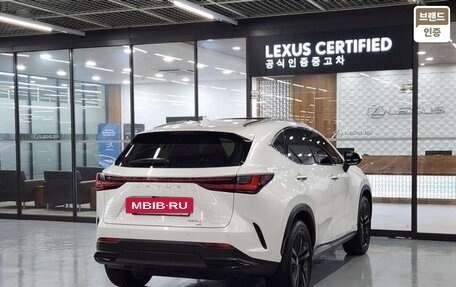 Lexus NX, 2023 год, 5 300 000 рублей, 2 фотография